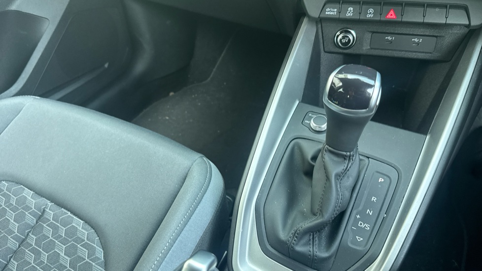 Audi A1 30 TFSI 110 Sport 5dr S Tronic Petrol Hatchback - Image 13