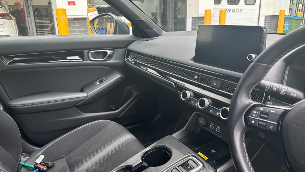 Honda Civic 2.0 eHEV Sport 5dr CVT Hybrid Hatchback - Image 14