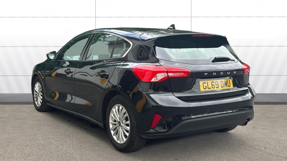 Ford Focus 1.0 EcoBoost 125 Titanium 5dr Petrol Hatchback - Image 2