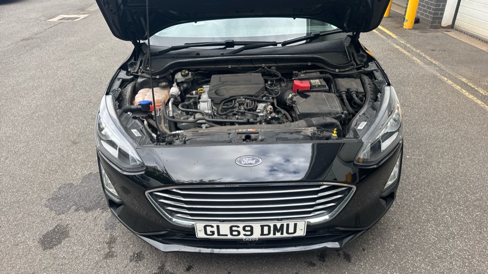 Ford Focus 1.0 EcoBoost 125 Titanium 5dr Petrol Hatchback - Image 8