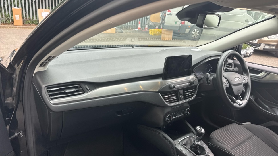 Ford Focus 1.0 EcoBoost 125 Titanium 5dr Petrol Hatchback - Image 9
