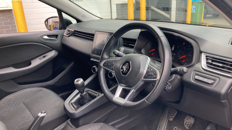 Renault Clio 1.0 TCe 90 Iconic 5dr Petrol Hatchback - Image 11