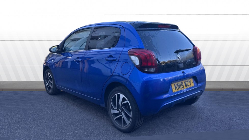 Peugeot 108 1.0 72 Allure 5dr Petrol Hatchback - Image 2