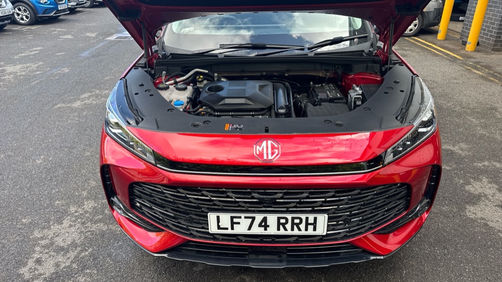 MG HS 1.5 T-GDI Trophy 5dr Petrol Hatchback - Image 8