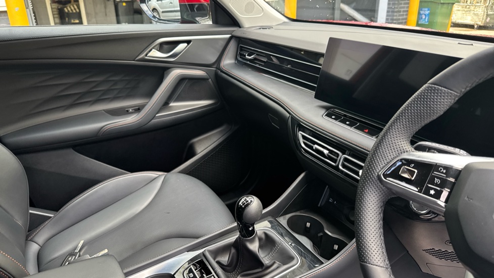 MG HS 1.5 T-GDI Trophy 5dr Petrol Hatchback - Image 14