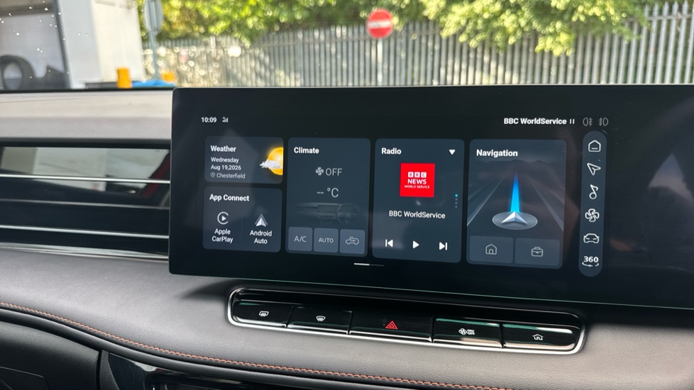 MG HS 1.5 T-GDI Trophy 5dr Petrol Hatchback - Image 23