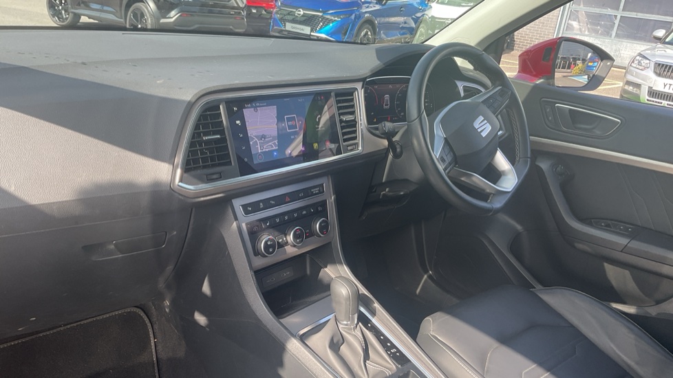 SEAT Ateca 2.0 TSI Xperience Lux 5dr DSG 4Drive Petrol Estate - Image 9