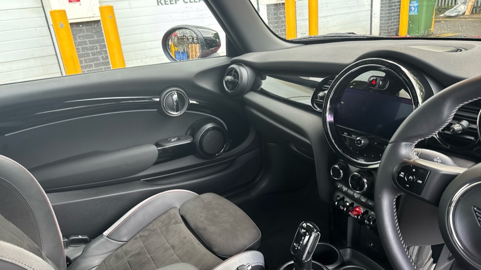 MINI Hatchback 1.5 Cooper Sport 3dr Auto Petrol Hatchback - Image 14