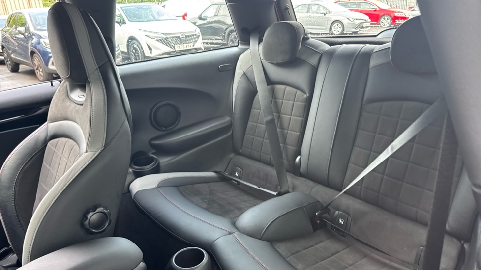 MINI Hatchback 1.5 Cooper Sport 3dr Auto Petrol Hatchback - Image 16