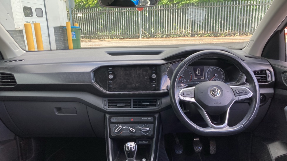 Volkswagen T-Cross 1.0 TSI 115 SE 5dr Petrol Estate - Image 10
