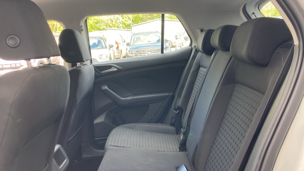 Volkswagen T-Cross 1.0 TSI 115 SE 5dr Petrol Estate - Image 16