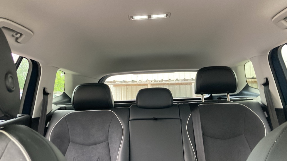 Volkswagen Tayron 1.5 TSI eHybrid Elegance 5dr DSG6 Estate - Image 15