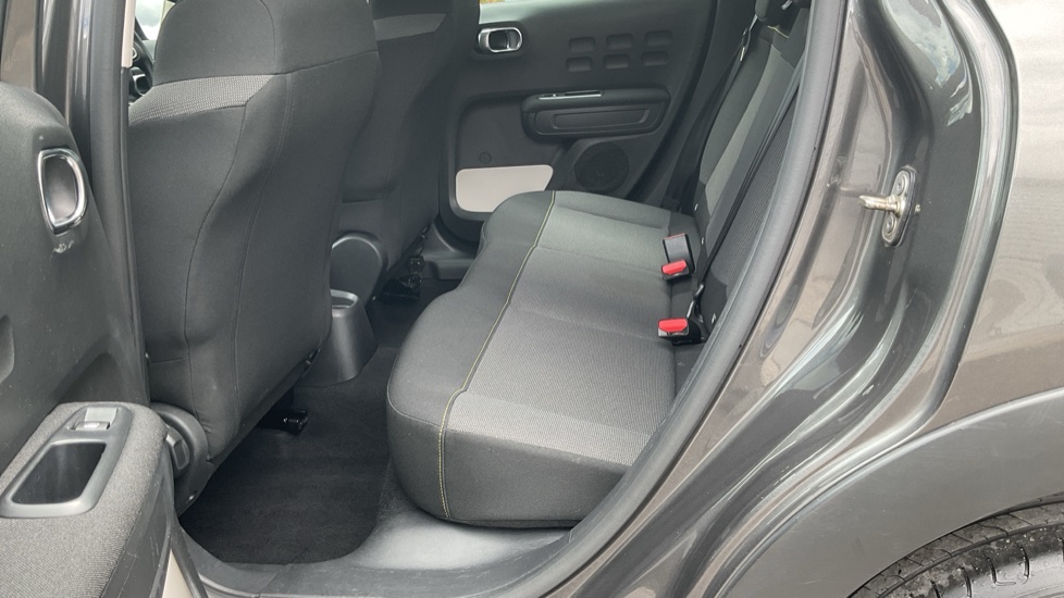 Citroen C3 1.2 PureTech Flair 5dr Petrol Hatchback - Image 16