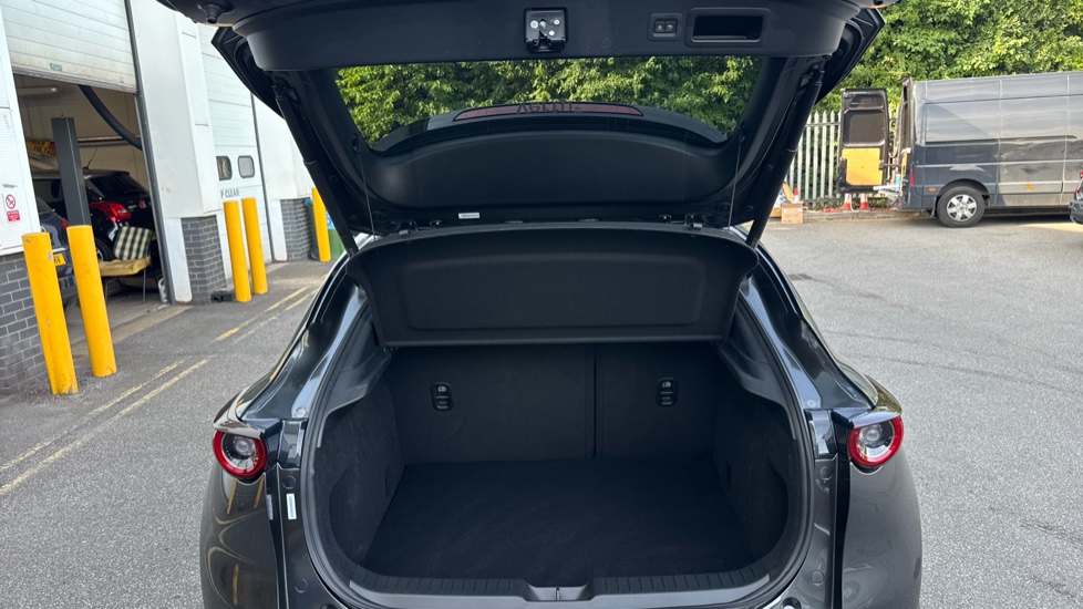 Mazda CX-30 2.0 e-Skyactiv X MHEV Exclusive-Line 5dr Petrol Hatchback - Image 4