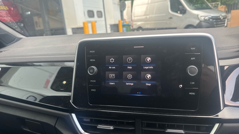Volkswagen T-Roc 2.0 TDI 150 4MOTION R-Line 5dr DSG Diesel Hatchback - Image 26