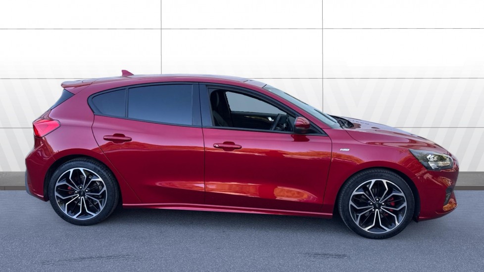 Ford Focus 1.0 EcoBoost Hybrid mHEV 155 ST-Line X Edition 5dr Petrol Hatchback - Image 5