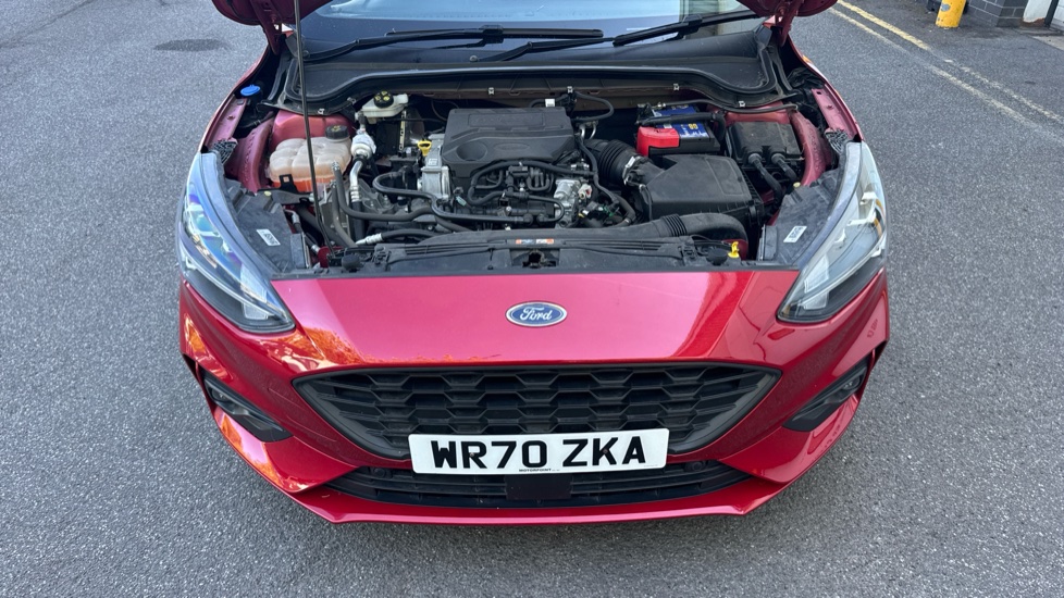 Ford Focus 1.0 EcoBoost Hybrid mHEV 155 ST-Line X Edition 5dr Petrol Hatchback - Image 8