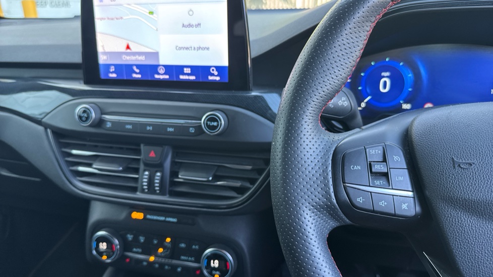 Ford Focus 1.0 EcoBoost Hybrid mHEV 155 ST-Line X Edition 5dr Petrol Hatchback - Image 21