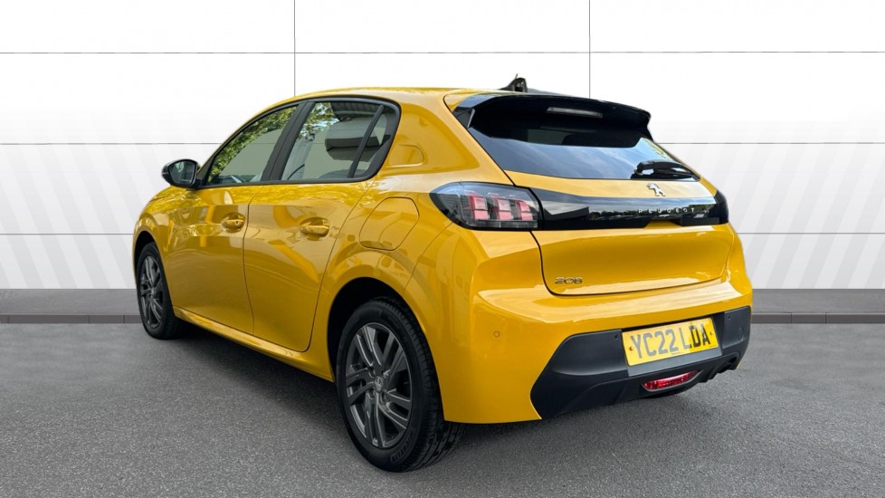 Peugeot 208 1.2 PureTech Active Premium 5dr Petrol Hatchback - Image 2