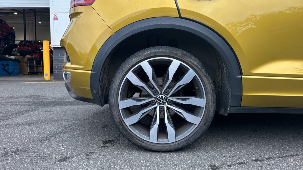 Volkswagen T-Roc 1.5 TSI EVO R-Line 5dr Petrol Hatchback - Image 7