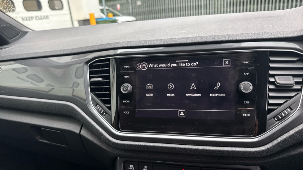 Volkswagen T-Roc 1.5 TSI EVO R-Line 5dr Petrol Hatchback - Image 25