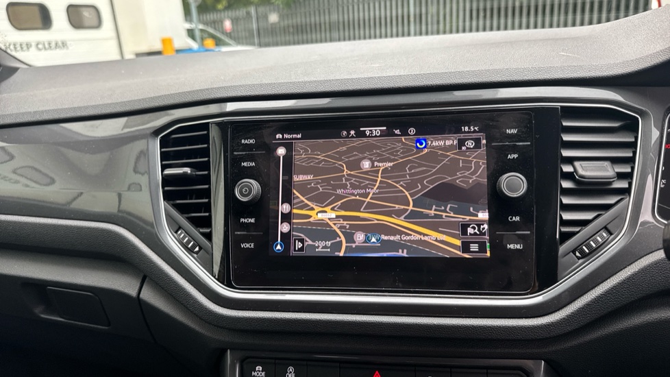 Volkswagen T-Roc 1.5 TSI EVO R-Line 5dr Petrol Hatchback - Image 28