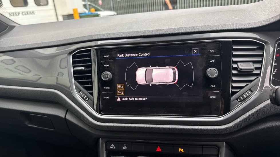 Volkswagen T-Roc 1.5 TSI EVO R-Line 5dr Petrol Hatchback - Image 30