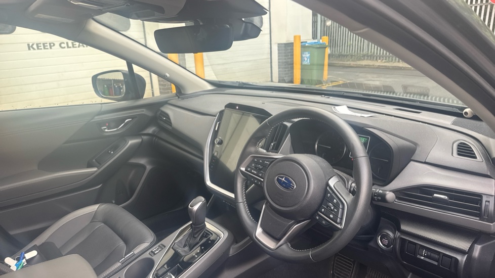 Subaru Crosstrek 2.0i e-Boxer Touring 5dr Lineartronic Hybrid Hatchback - Image 11