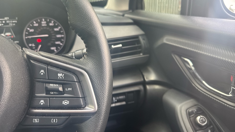 Subaru Crosstrek 2.0i e-Boxer Touring 5dr Lineartronic Hybrid Hatchback - Image 22