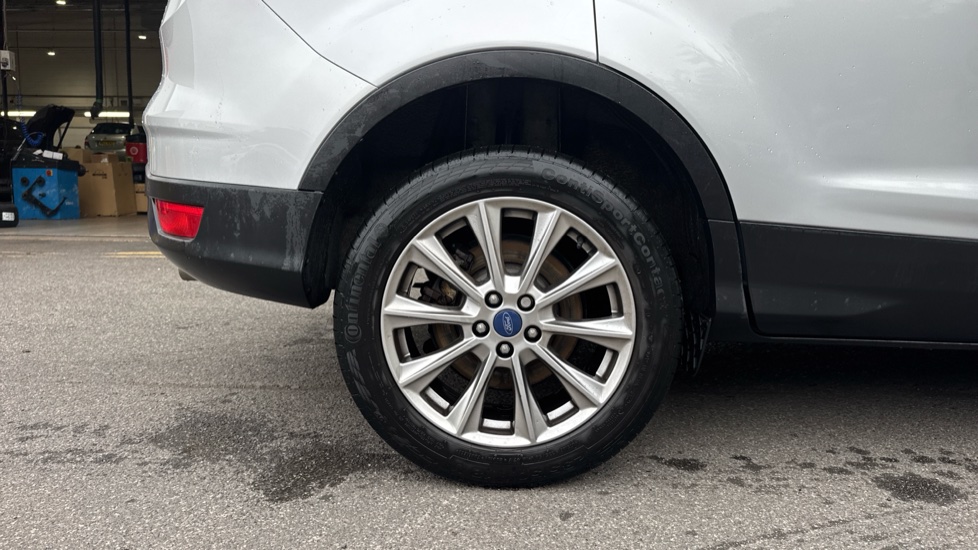Ford Kuga 1.5 TDCi Titanium Edition 5dr 2WD Diesel Estate - Image 7