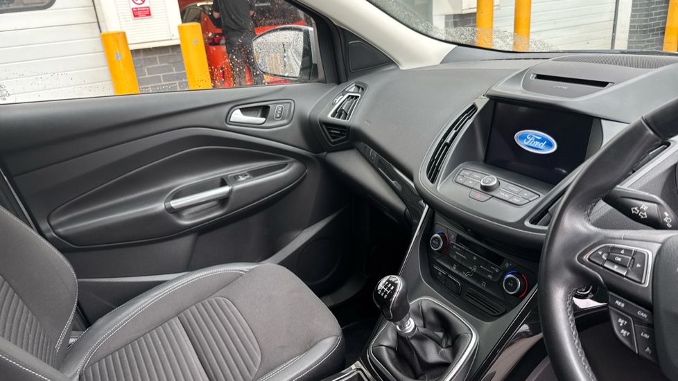 Ford Kuga 1.5 TDCi Titanium Edition 5dr 2WD Diesel Estate - Image 14