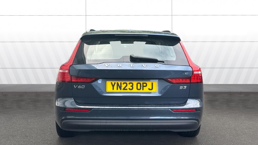 Volvo V60 2.0 B3P Core 5dr Auto [7 speed] Petrol Estate - Image 6