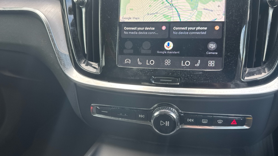 Volvo V60 2.0 B3P Core 5dr Auto [7 speed] Petrol Estate - Image 23