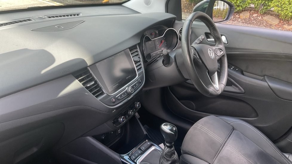 Vauxhall Crossland 1.2 Turbo Ultimate 5dr Petrol Hatchback - Image 9