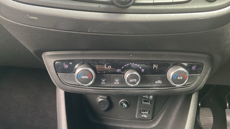 Vauxhall Crossland 1.2 Turbo Ultimate 5dr Petrol Hatchback - Image 23