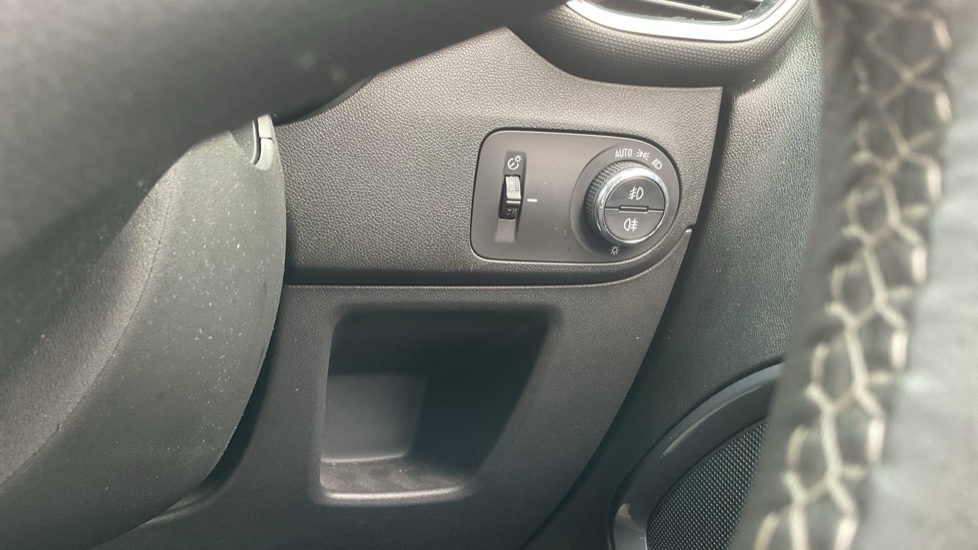 Vauxhall Crossland 1.2 Turbo Ultimate 5dr Petrol Hatchback - Image 27