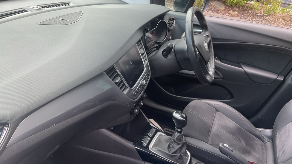 Vauxhall Crossland 1.2 Turbo Ultimate 5dr Petrol Hatchback - Image 32