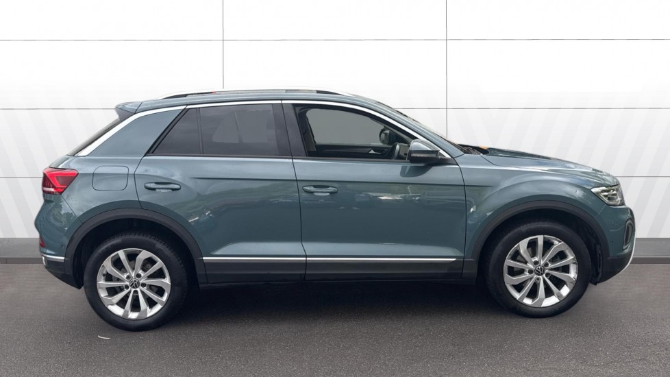 Volkswagen T-Roc 1.5 TSI Style 5dr DSG Petrol Hatchback - Image 5