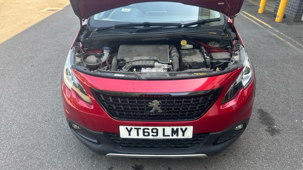 Peugeot 2008 1.2 PureTech 130 GT Line 5dr EAT6 Petrol Estate - Image 8