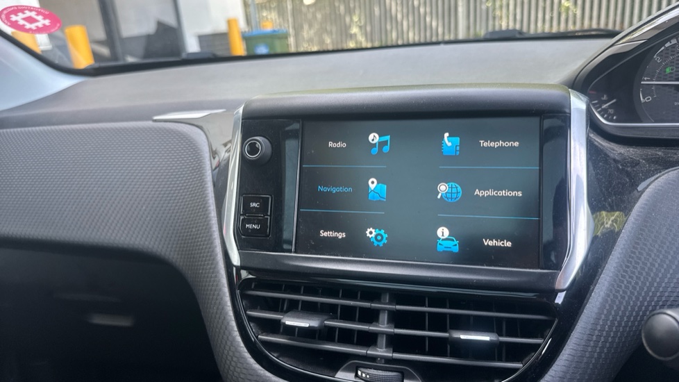 Peugeot 2008 1.2 PureTech 130 GT Line 5dr EAT6 Petrol Estate - Image 26