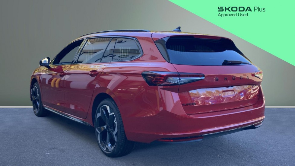 Skoda Superb 1.5 TSI iV Sportline 5dr DSG Estate - Image 3