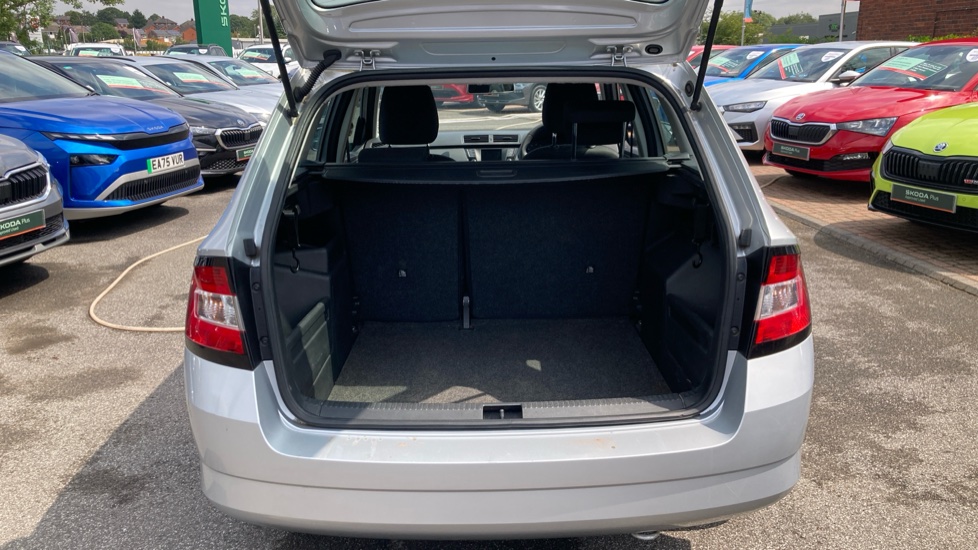 Skoda Fabia 1.0 MPI S 5dr Petrol Estate - Image 4