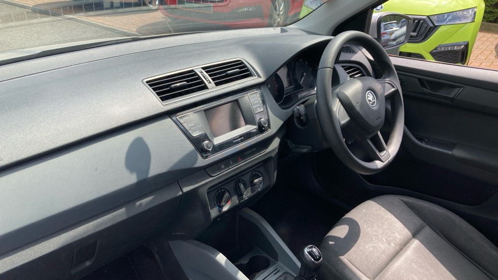 Skoda Fabia 1.0 MPI S 5dr Petrol Estate - Image 9