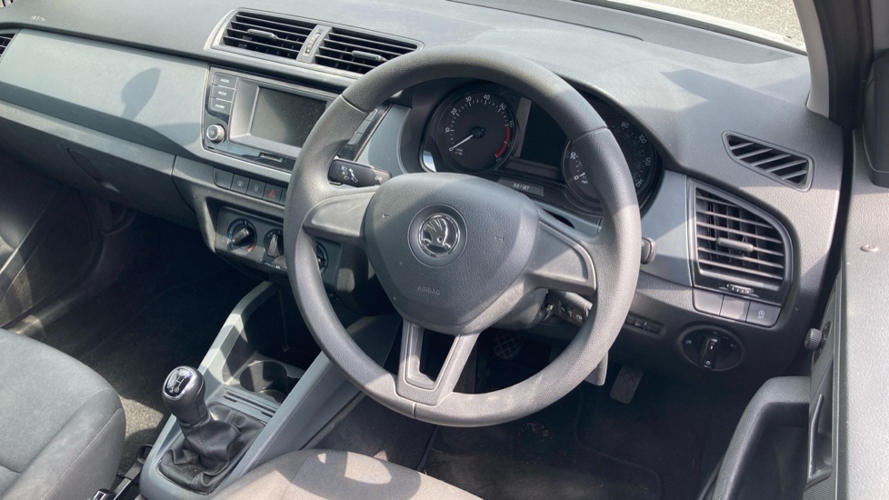 Skoda Fabia 1.0 MPI S 5dr Petrol Estate - Image 11