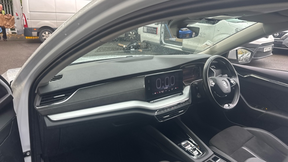 Skoda Octavia 2.0 TDI 150 SE L 5dr DSG Diesel Estate - Image 2