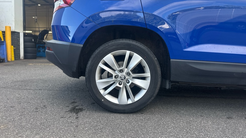 Skoda Karoq 1.0 TSI SE Technology 5dr Petrol Estate - Image 5