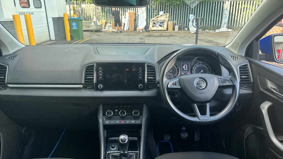 Skoda Karoq 1.0 TSI SE Technology 5dr Petrol Estate - Image 9