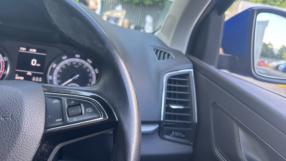 Skoda Karoq 1.0 TSI SE Technology 5dr Petrol Estate - Image 22
