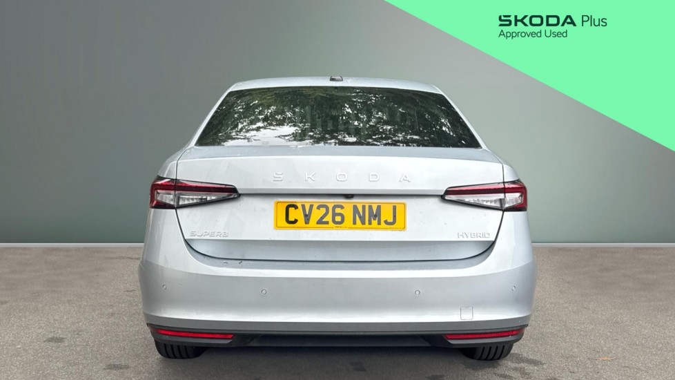 Skoda Superb 1.5 TSI e-TEC SE Technology 5dr DSG Petrol Hatchback - Image 8