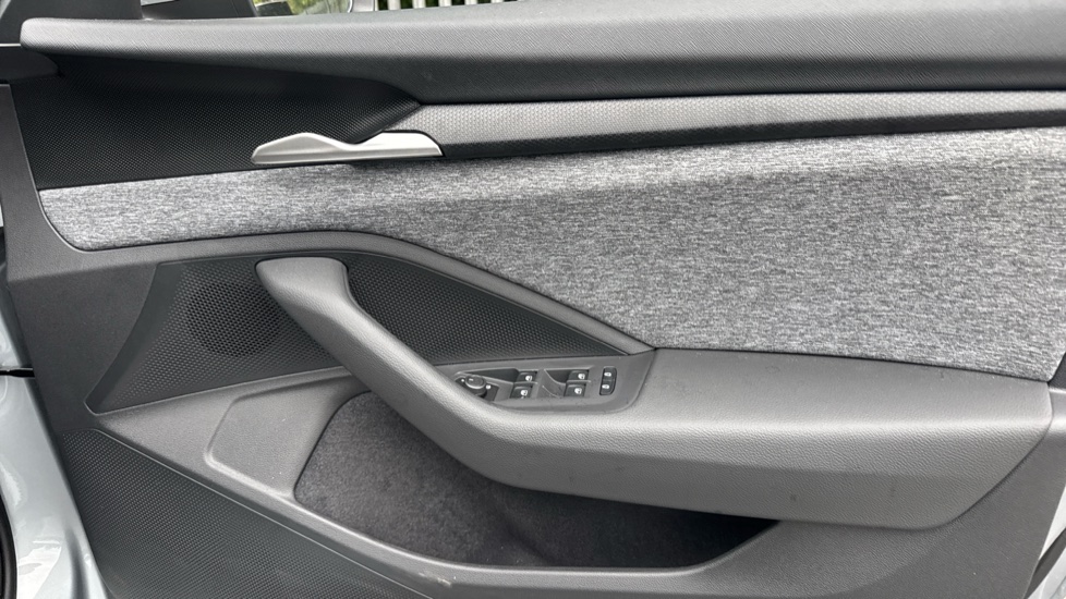 Skoda Superb 1.5 TSI e-TEC SE Technology 5dr DSG Petrol Hatchback - Image 19